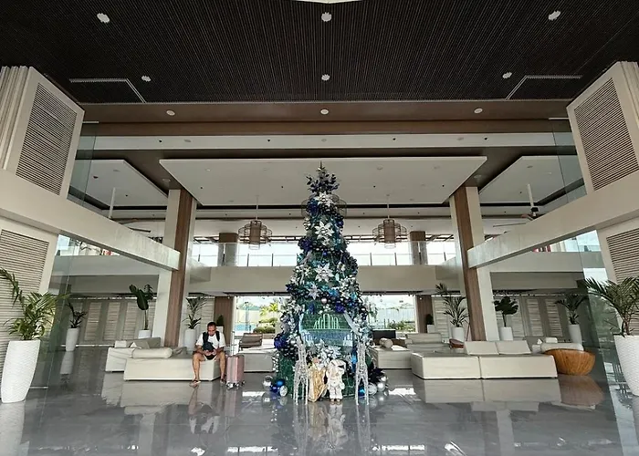 Primeworld District Condoresort 15mins2airport *